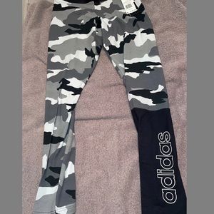 New Never Worn Adidas Camo Leggings